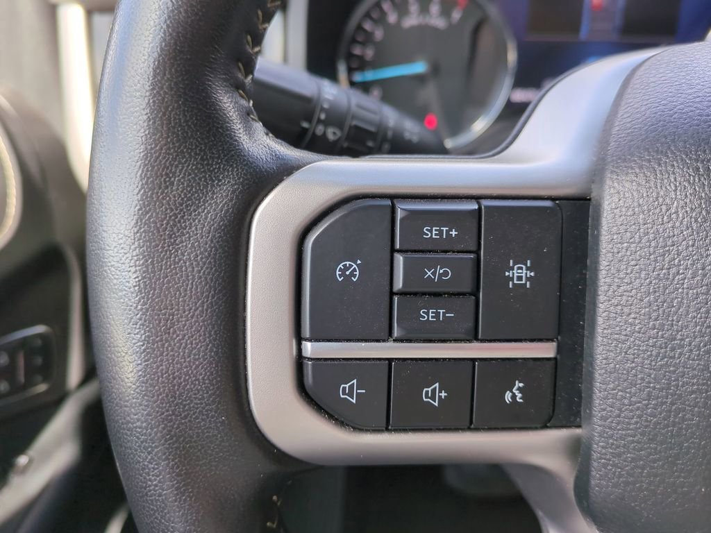 Certified 2024 Ford Expedition XLT image 25