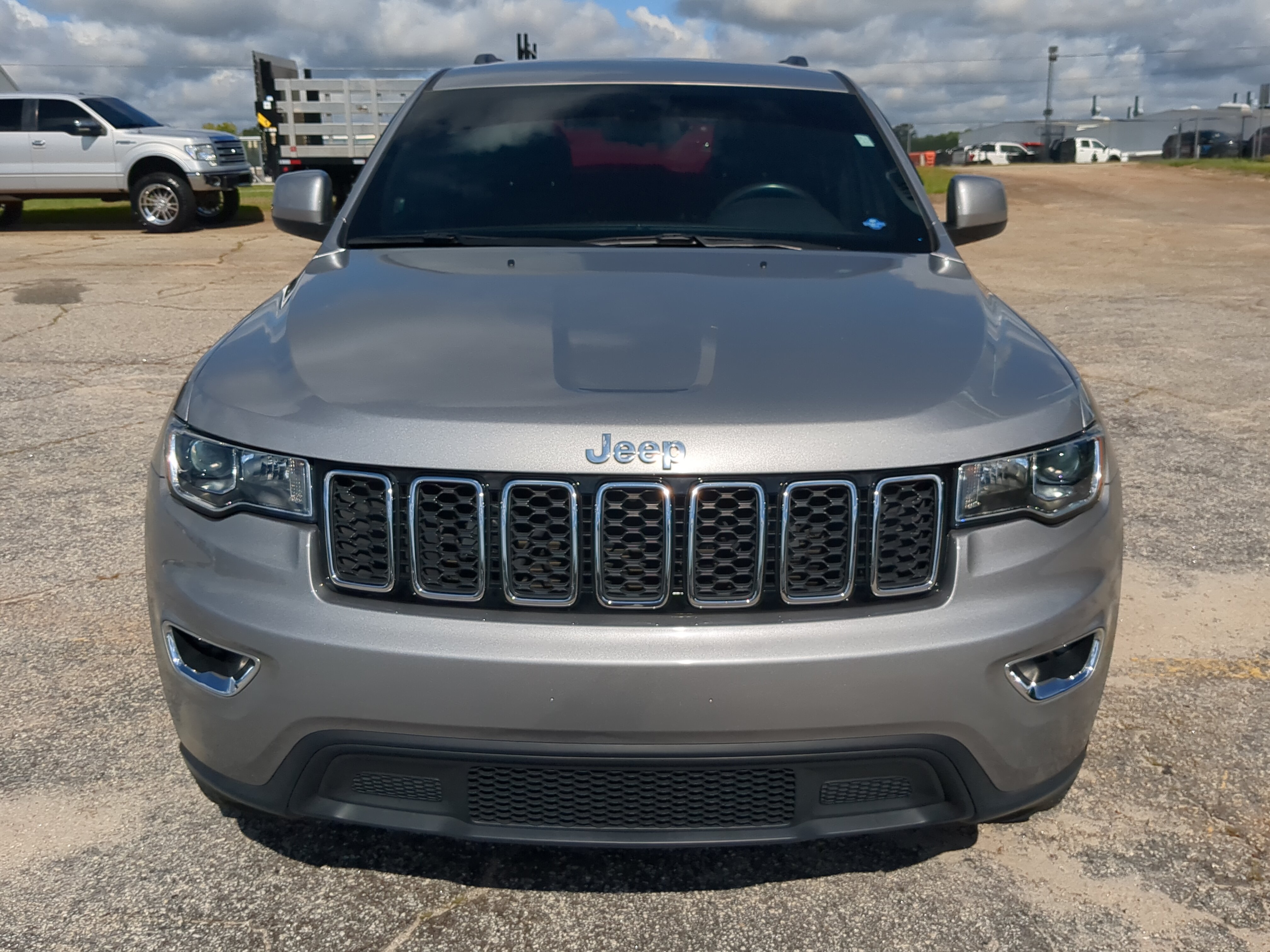 Used 2021 Jeep Grand Cherokee Laredo RWD image 7