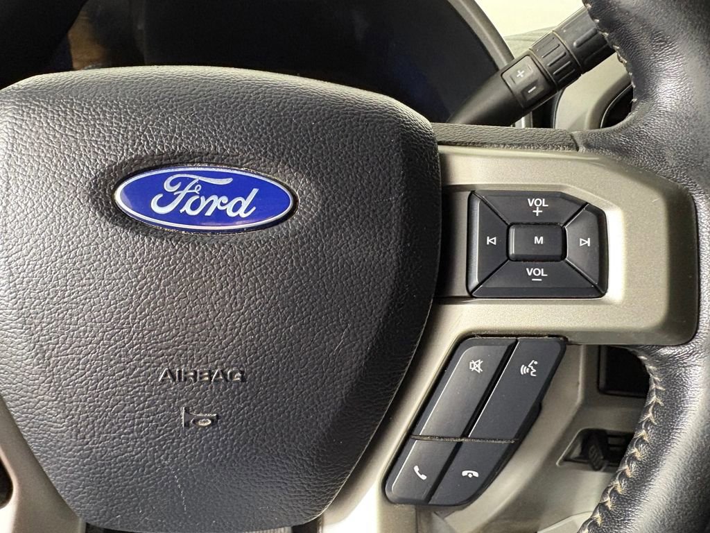 Certified 2020 Ford F350 Lariat w/ Lariat Ultimate Package image 24