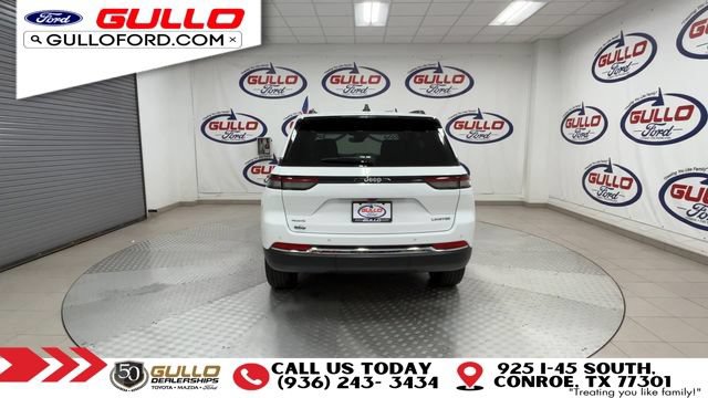 Used 2023 Jeep Grand Cherokee Limited AWD/4WD image 7
