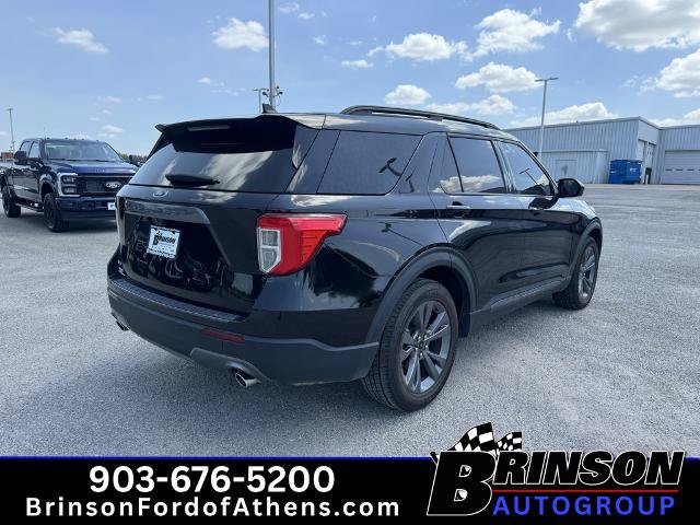 Certified 2023 Ford Explorer XLT w/ Equipment Group 202A RWD image 5