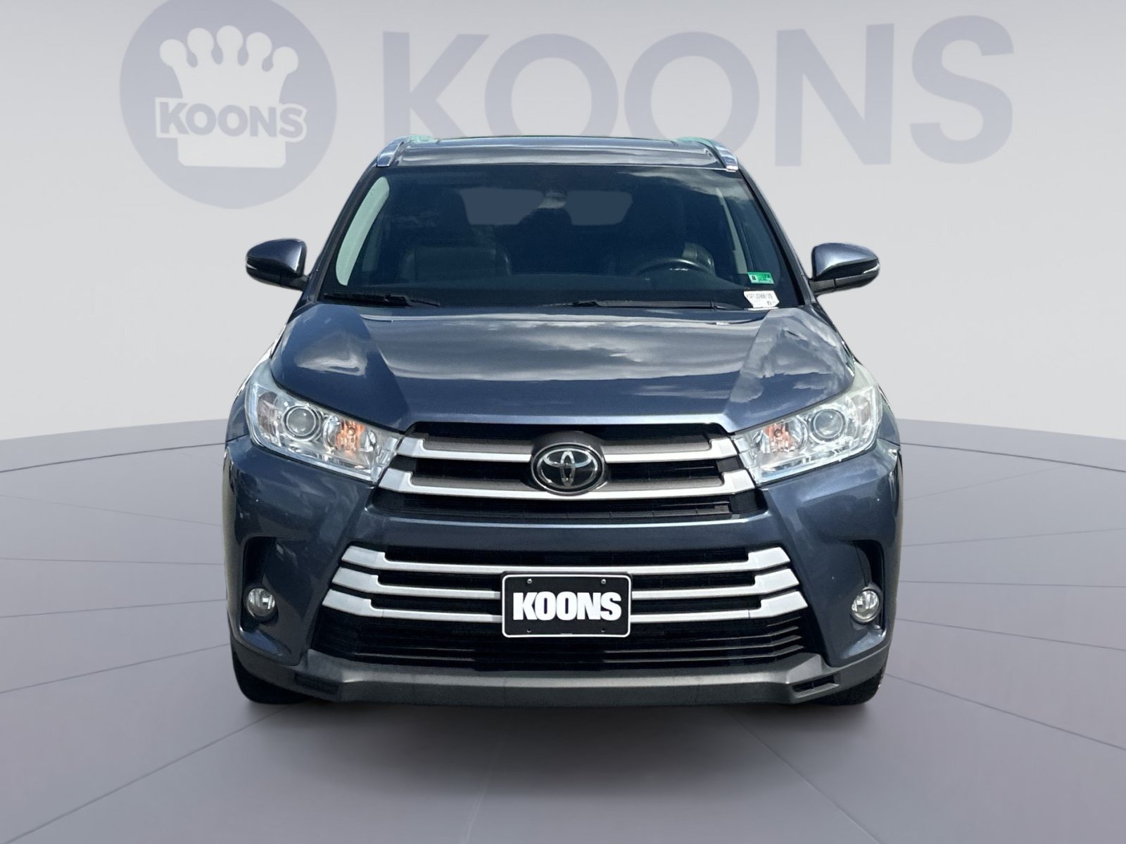 Used 2018 Toyota Highlander XLE AWD/4WD image 19