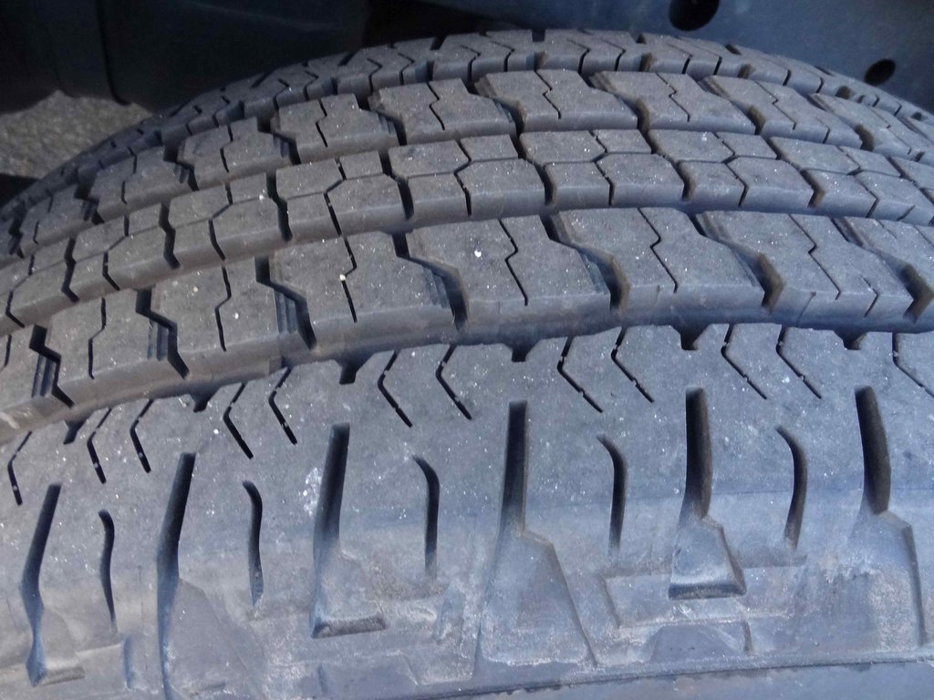 Certified 2020 Ford F150 XLT w/ Equipment Group 302A Luxury image 8