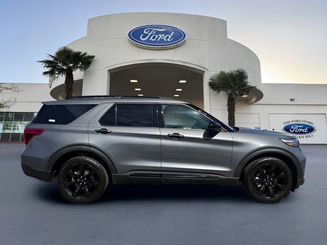Certified 2023 Ford Explorer ST-Line w/ Class IV Trailer Tow Package image 2