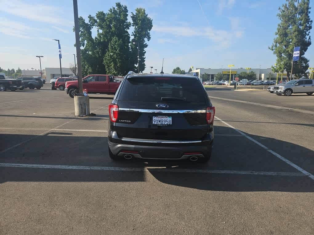 Certified 2019 Ford Explorer Limited w/ Class III Trailer Tow Package FWD image 6