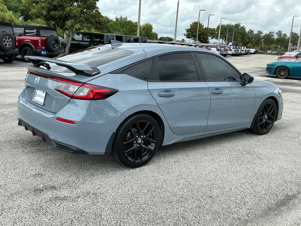 Used 2023 Honda Civic Sport image 11