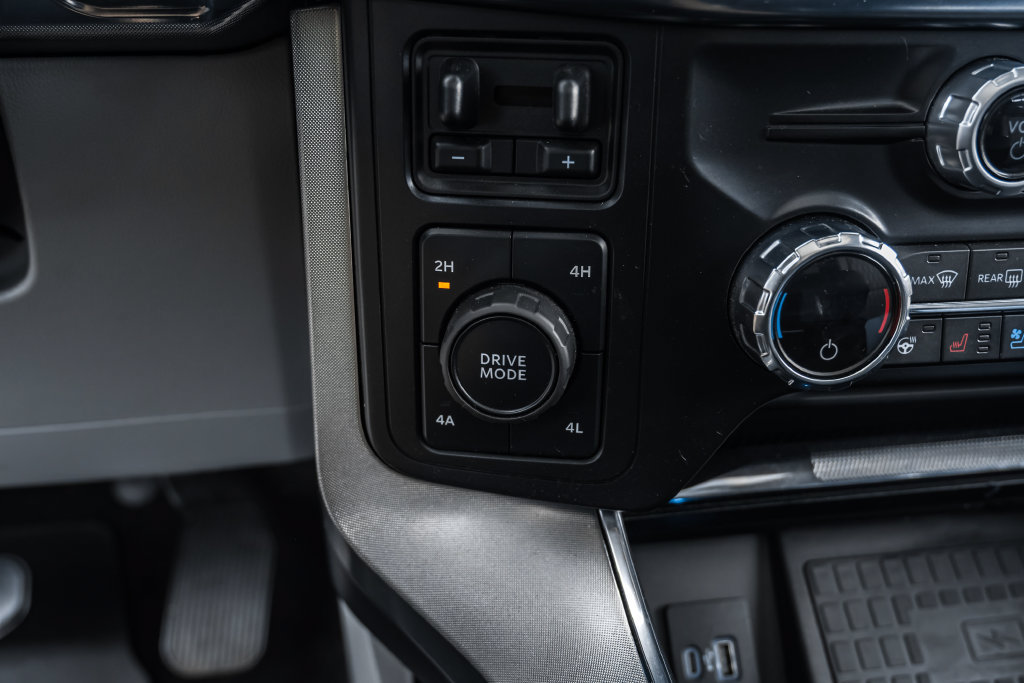 Certified 2021 Ford F150 Limited AWD/4WD image 28