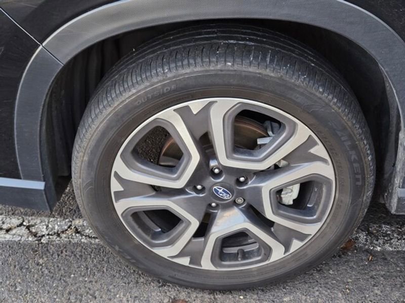 Used 2024 Subaru Ascent Touring image 4