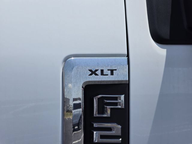 Certified 2022 Ford F250 XLT AWD/4WD image 32