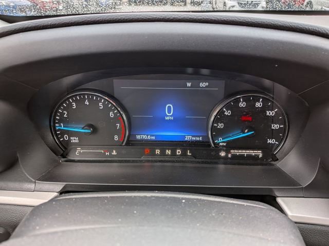 Certified 2022 Ford Explorer XLT w/ Equipment Group 202A image 10