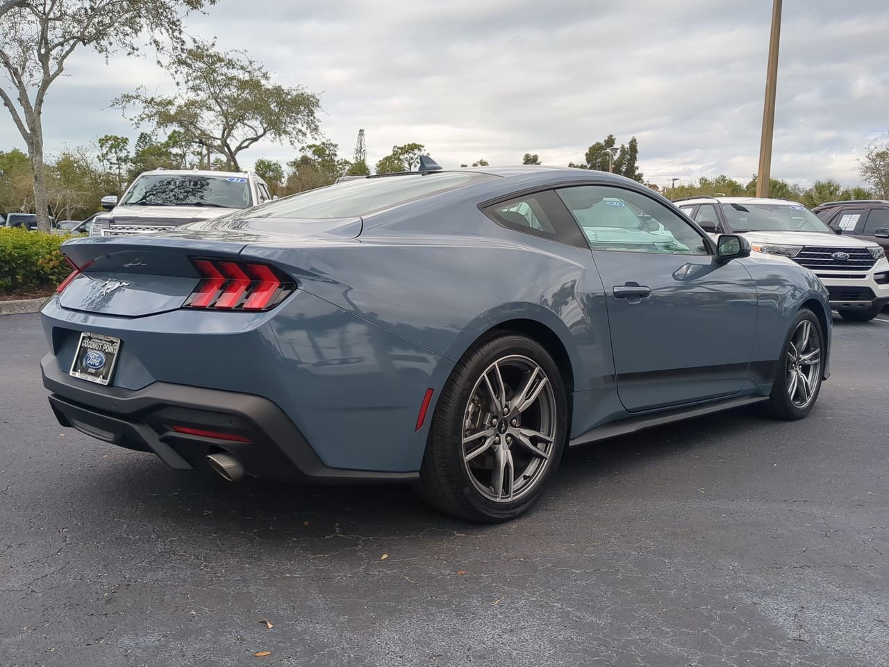 Certified 2024 Ford Mustang Coupe image 5