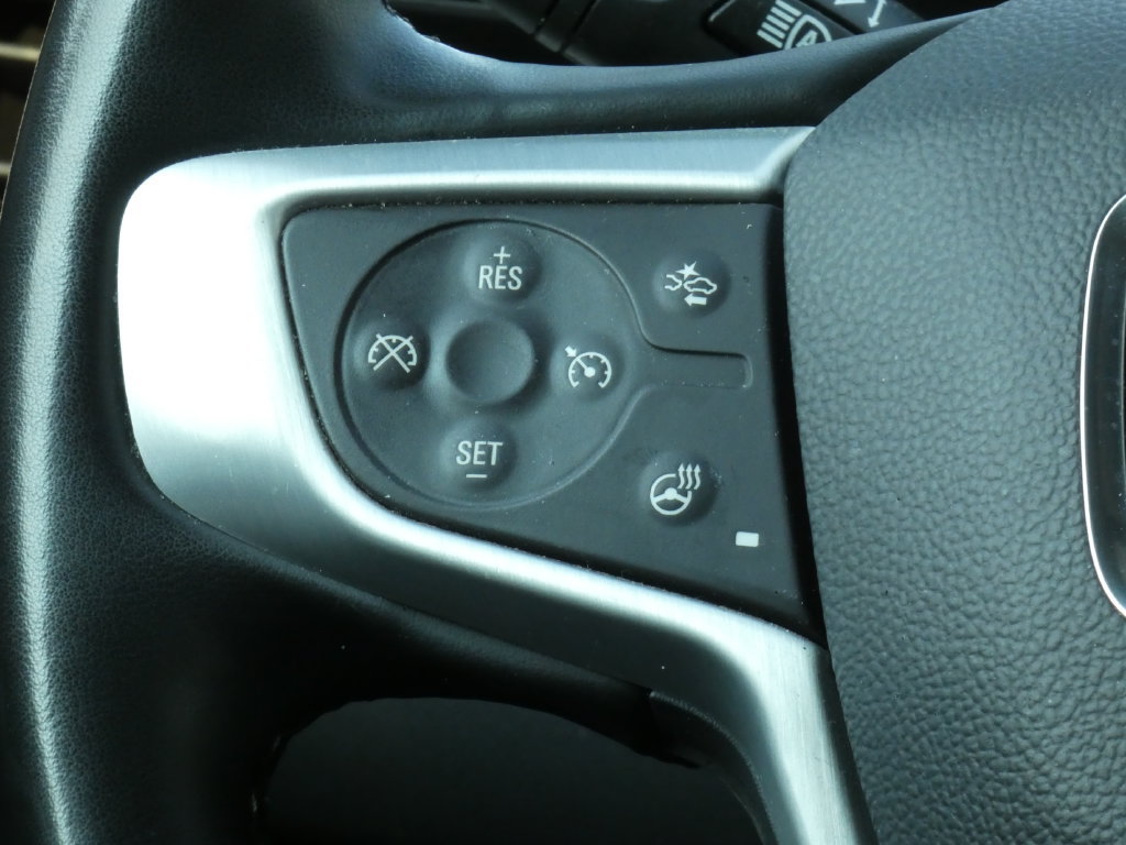 Used 2024 GMC Terrain SLT AWD/4WD image 13