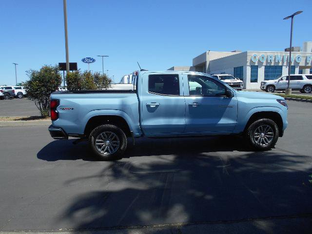 Used 2025 Chevrolet Colorado LT w/ LT Convenience Package AWD/4WD image 8