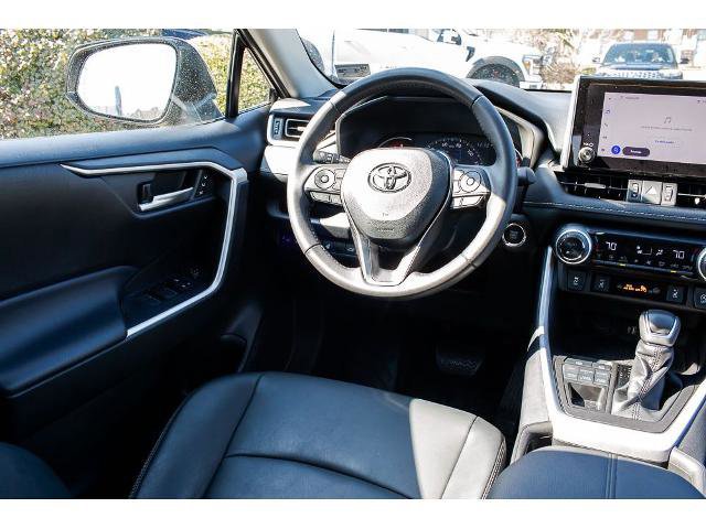Used 2023 Toyota RAV4 XLE Premium image 13