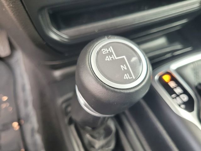 Used 2022 Jeep Wrangler Unlimited Sahara AWD/4WD image 30
