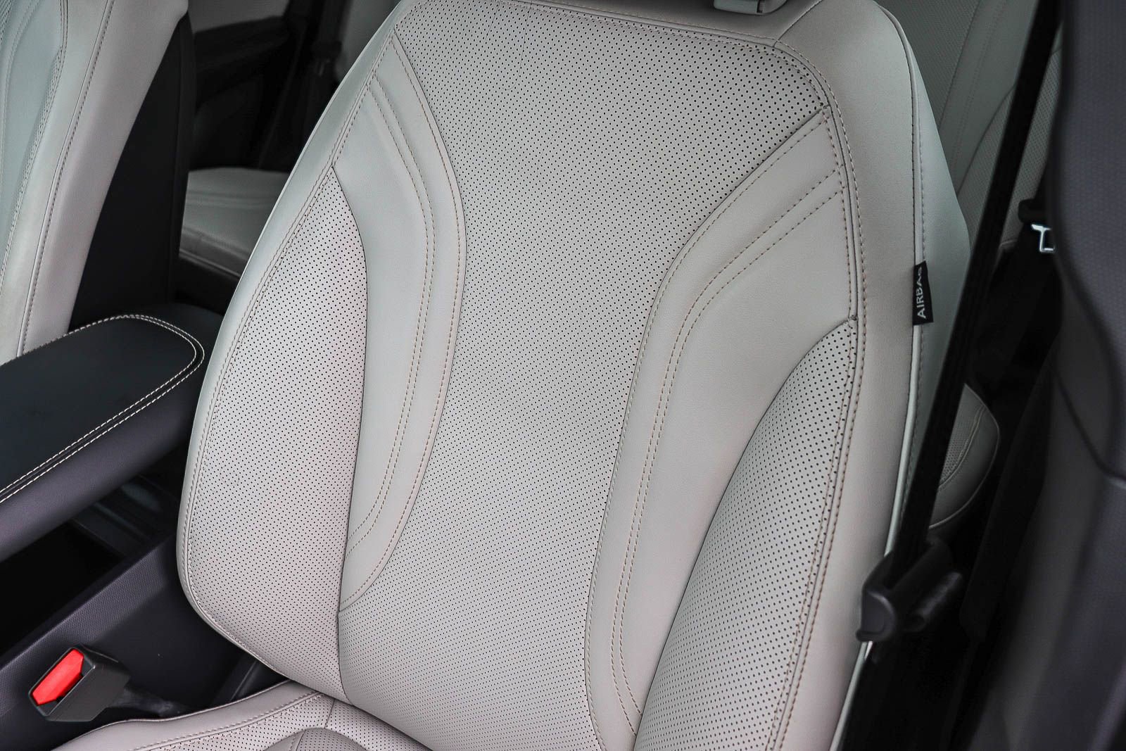 Certified 2021 Ford Mustang Mach-E Premium AWD/4WD image 26