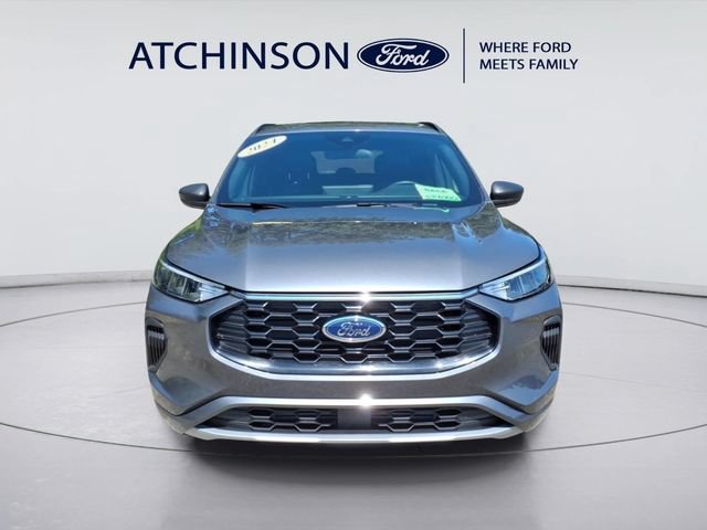 Certified 2024 Ford Escape ST-Line w/ Tech Pack #1 AWD/4WD image 2