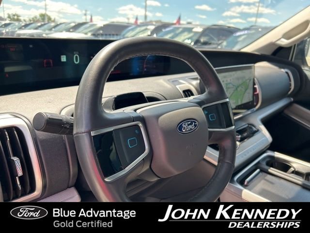 Certified 2025 Ford Expedition Active AWD/4WD image 24