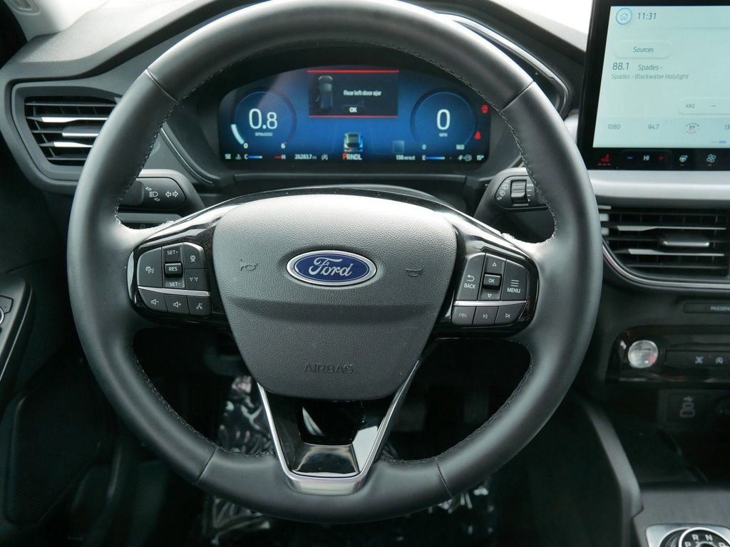 Certified 2025 Ford Escape Platinum image 17