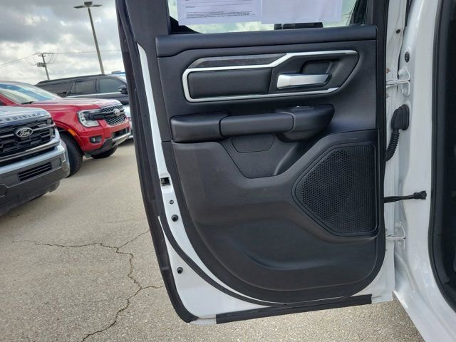 Used 2021 RAM 1500 Big Horn AWD/4WD image 16