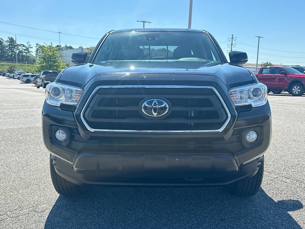 Used 2023 Toyota Tacoma SR5 w/ Technology Package AWD/4WD image 5