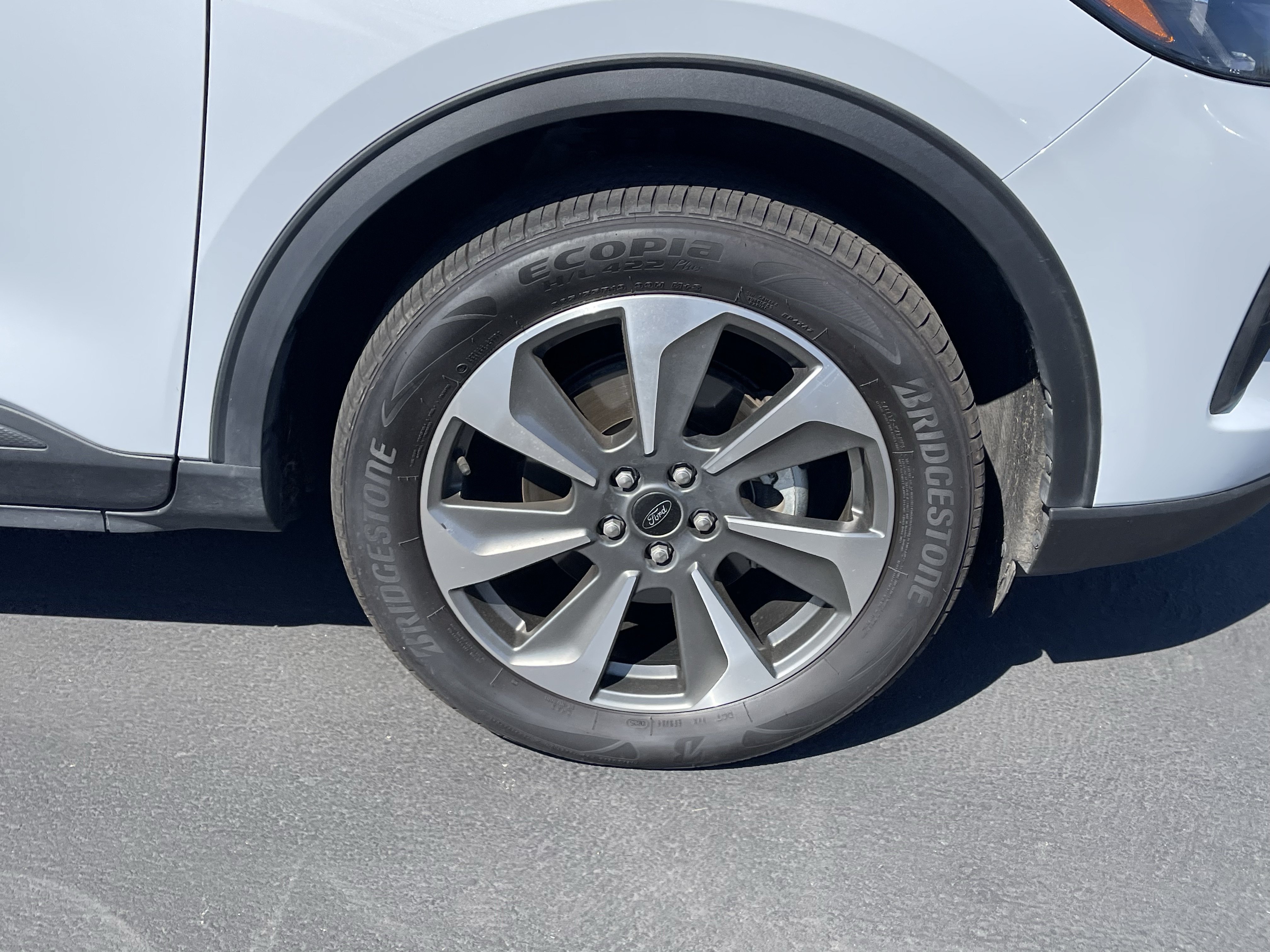 Certified 2025 Ford Escape Platinum AWD/4WD image 5