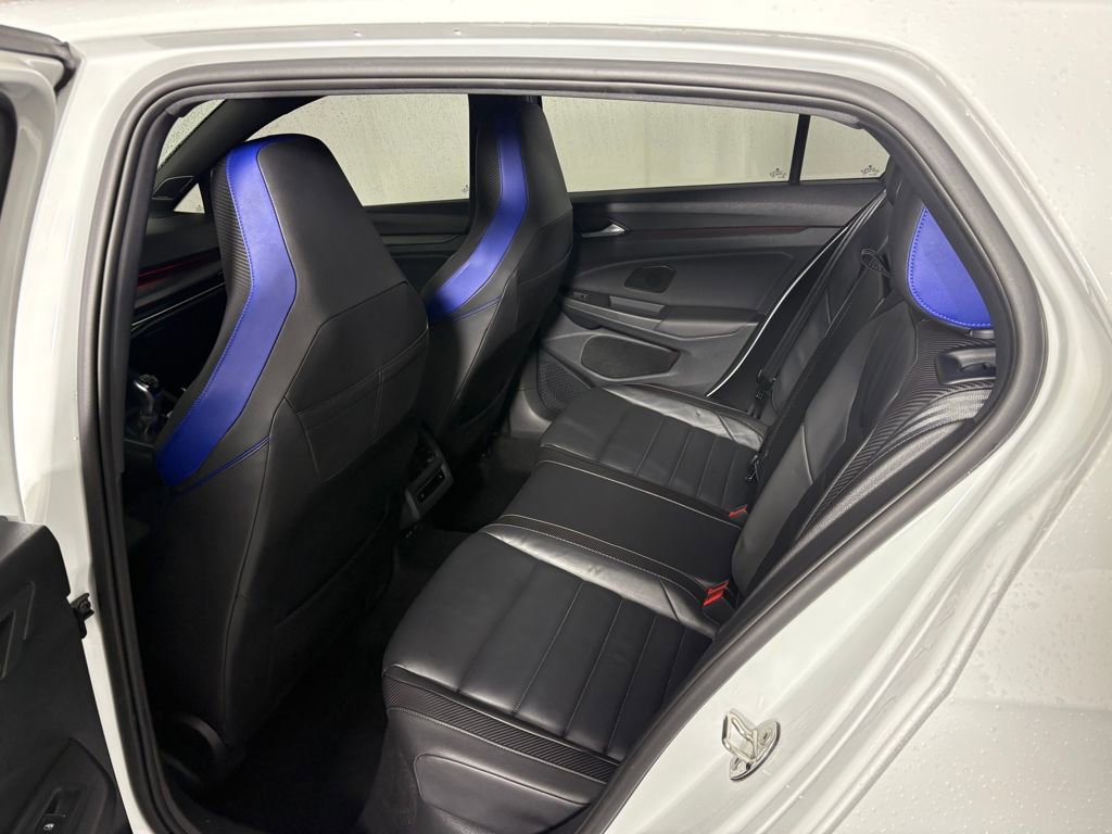 Used 2022 Volkswagen Golf R image 28