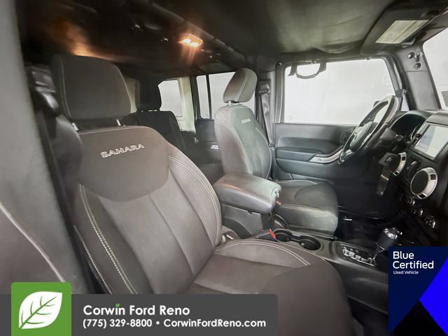 Used 2018 Jeep Wrangler Unlimited Sahara w/ Connectivity Group AWD/4WD image 27