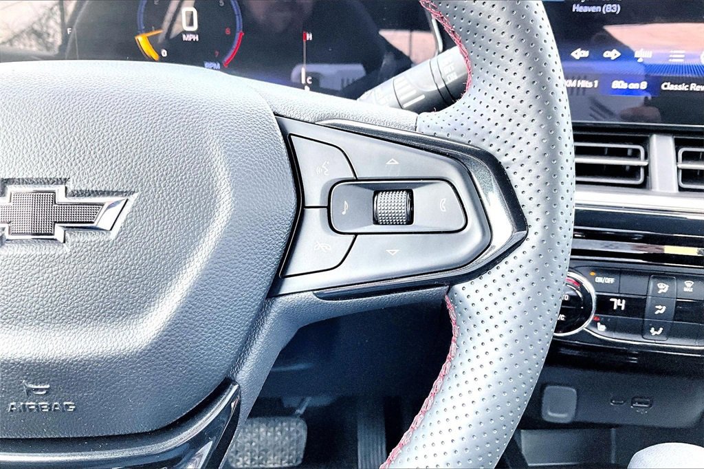 Used 2024 Chevrolet Trax RS w/ Driver Confidence Package image 19