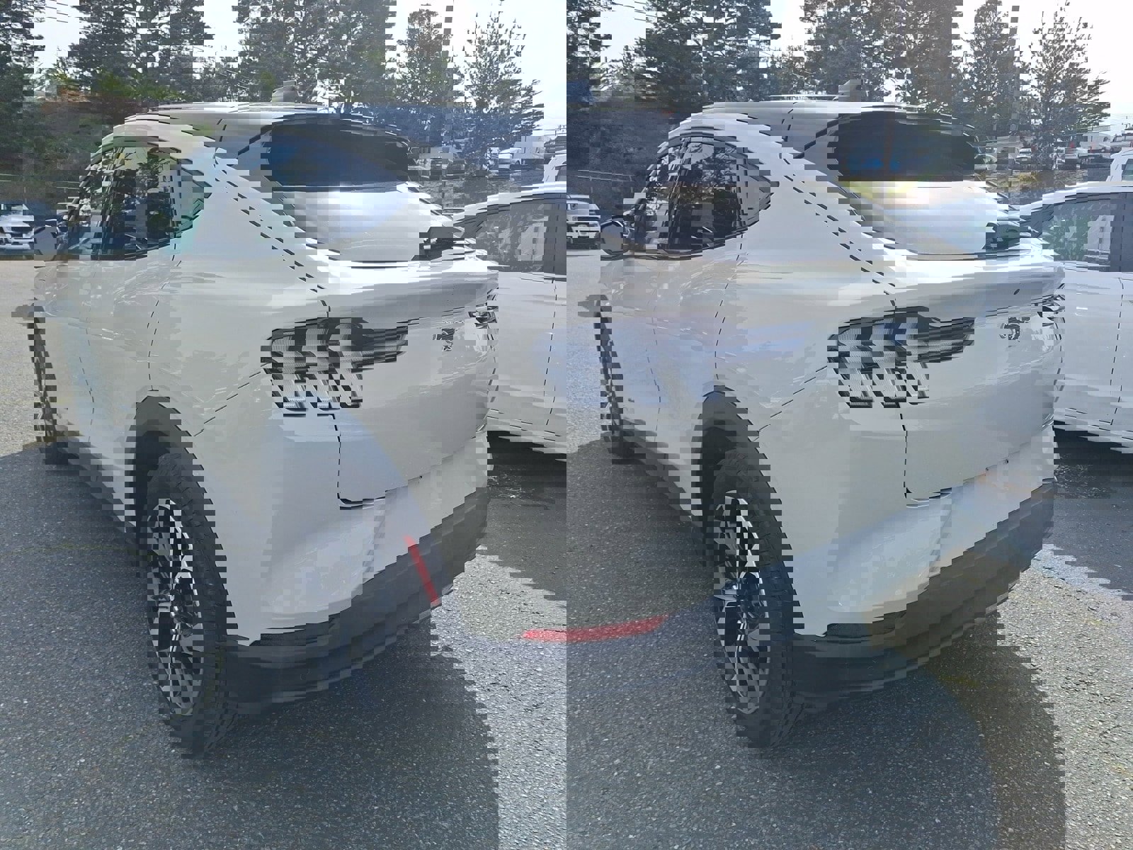 Certified 2025 Ford Mustang Mach-E Select image 4