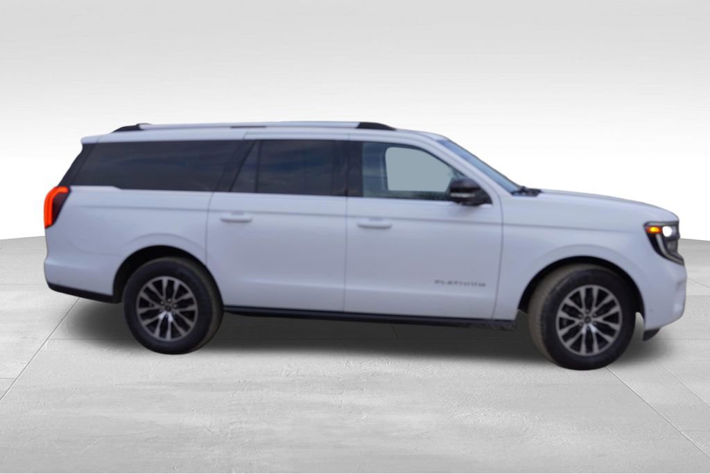 Certified 2025 Ford Expedition Max Platinum image 9