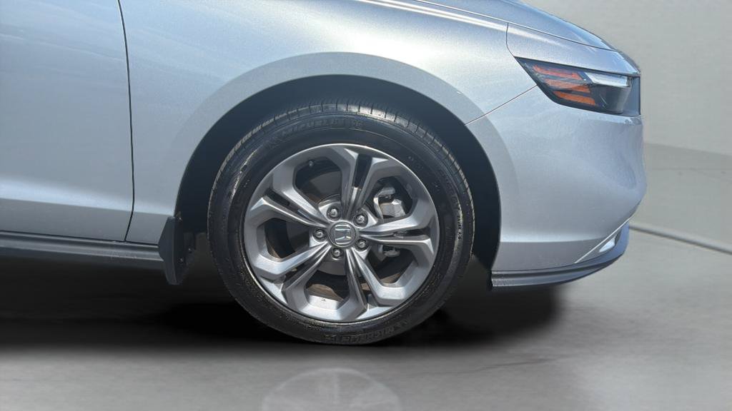 Used 2024 Honda Accord EX image 47
