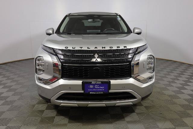 Used 2024 Mitsubishi Outlander SE AWD/4WD image 4