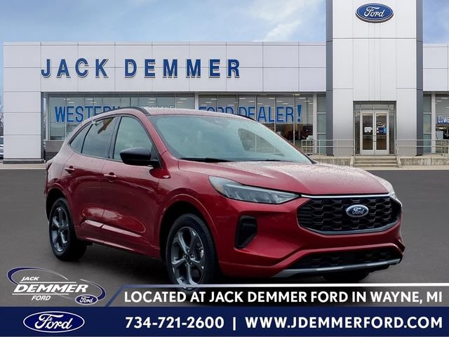 Certified 2024 Ford Escape ST-Line w/ Tech Pack #1 AWD/4WD image 1