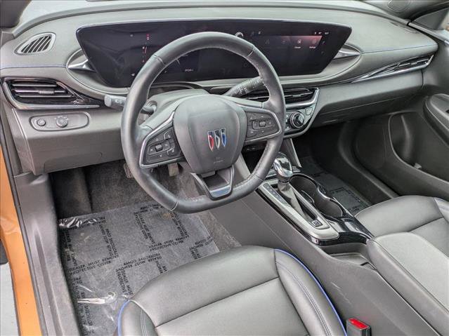 Used 2024 Buick Envista Sport Touring w/ Convenience I Package FWD image 10