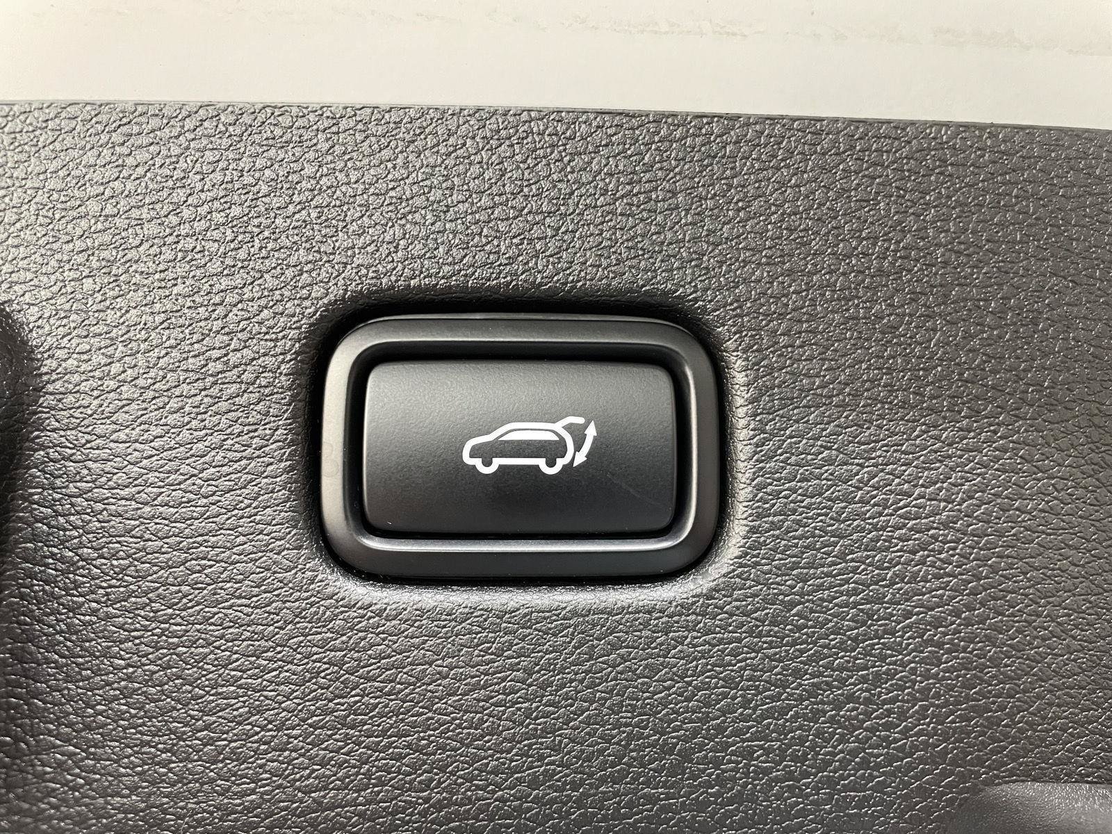 Used 2024 Kia Sportage X-Line w/ X-Line Premium Package AWD/4WD image 39