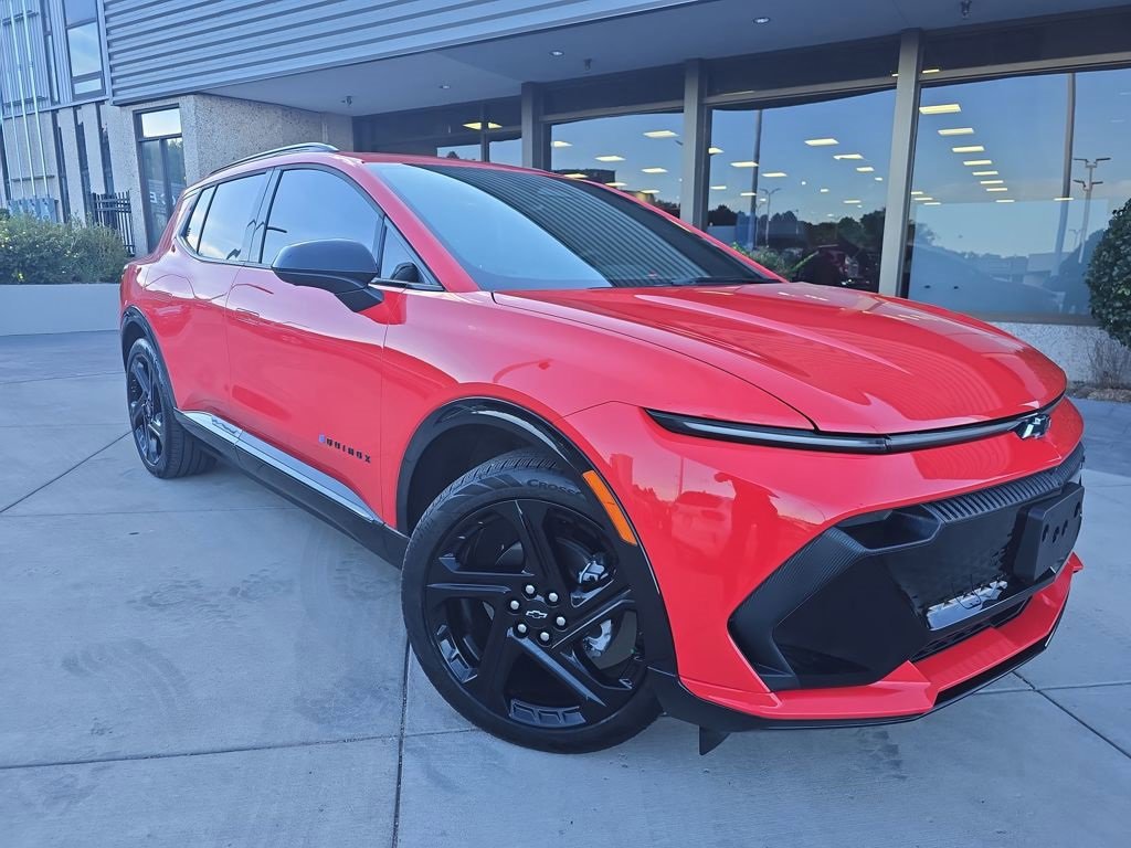 Used 2025 Chevrolet Equinox EV RS image 7