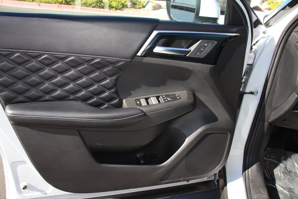 Used 2022 Mitsubishi Outlander SEL AWD/4WD image 22