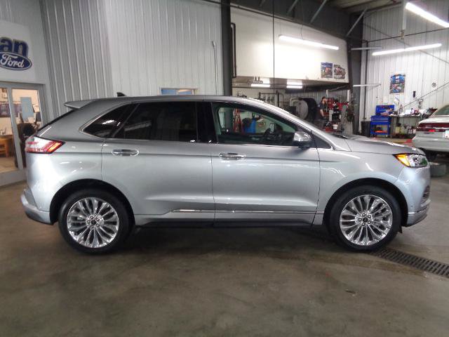 Certified 2024 Ford Edge Titanium w/ Titanium Elite Package AWD/4WD image 2