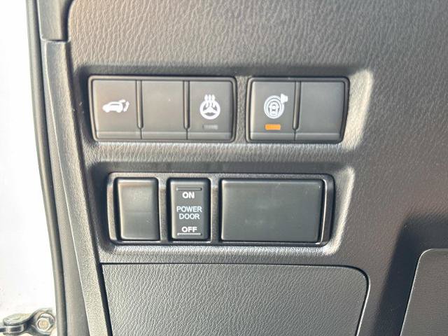 Used 2023 Nissan Armada SL w/ Midnight Edition Package RWD image 22
