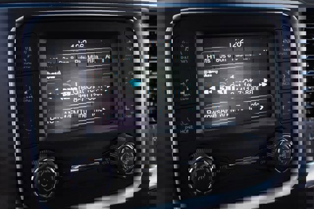 Used 2024 RAM 1500 Classic SLT image 27