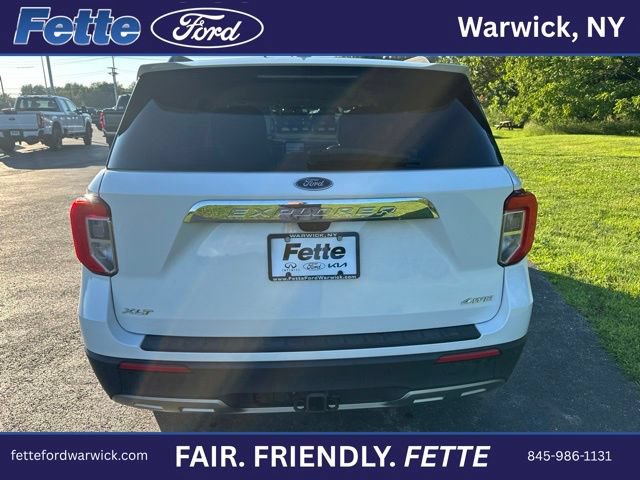 Certified 2023 Ford Explorer XLT w/ Equipment Group 202A AWD/4WD image 9