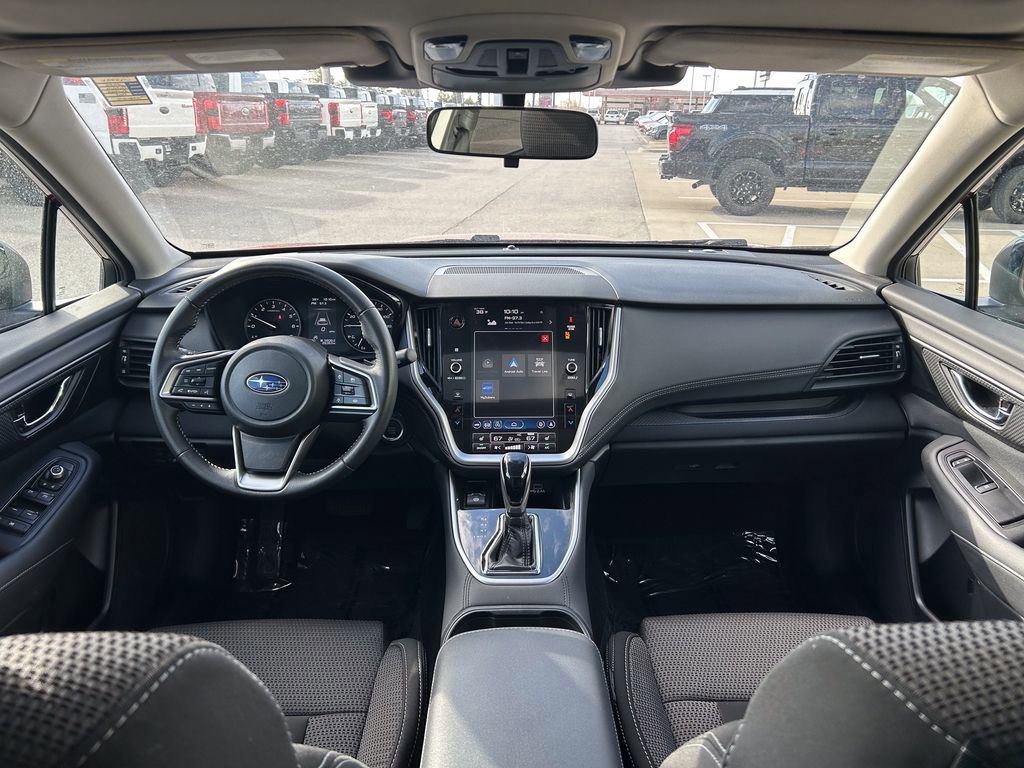 Used 2025 Subaru Outback Premium image 32