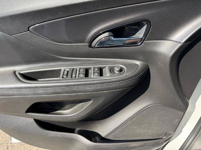 Used 2019 Buick Encore Preferred AWD/4WD image 19