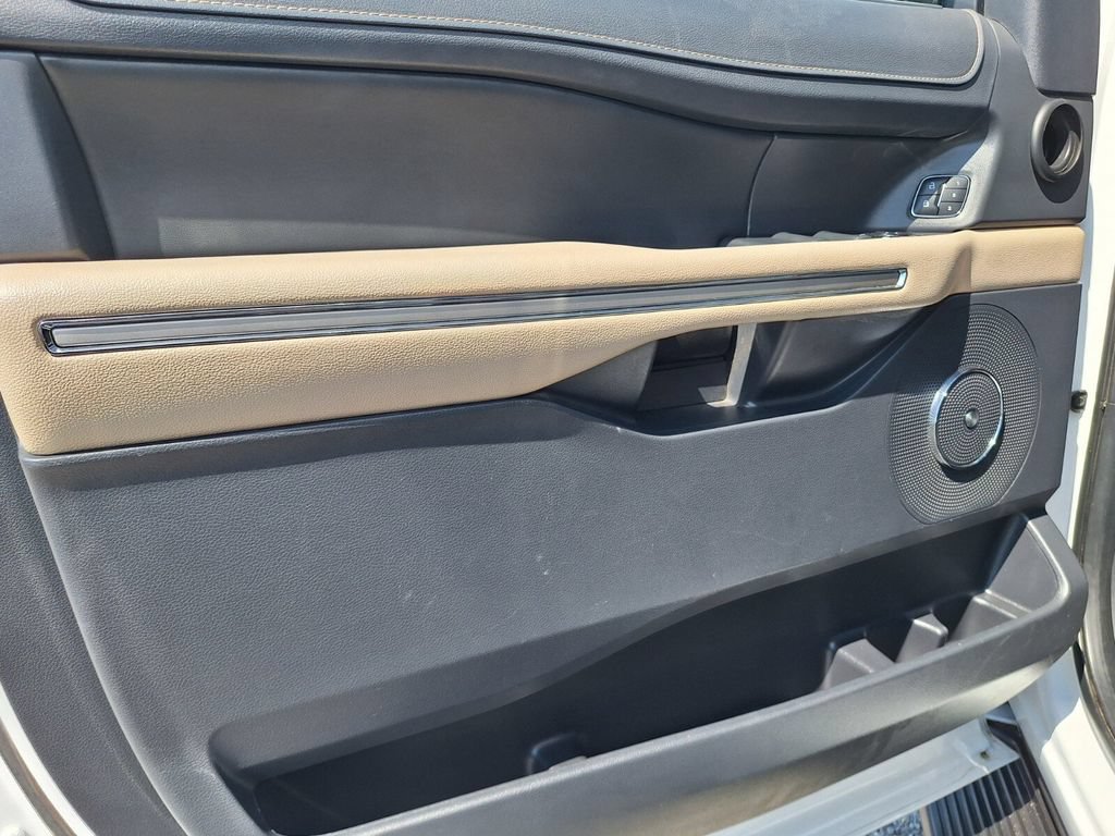 Certified 2024 Ford Expedition Max Limited RWD image 33