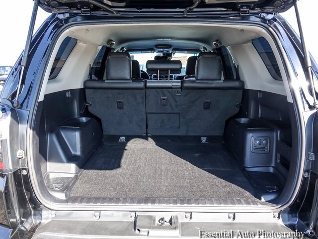 Used 2020 Toyota 4Runner SR5 Premium AWD/4WD image 28