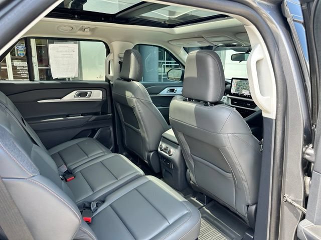 Certified 2025 Ford Explorer Active w/ Active Comfort Package AWD/4WD image 49