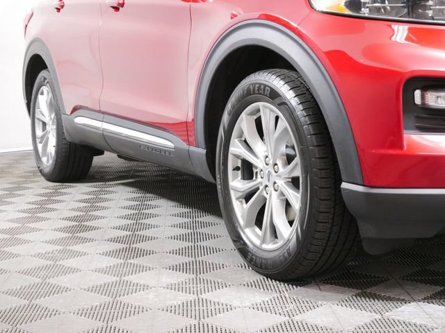 Certified 2020 Ford Explorer XLT w/ Equipment Group 202A AWD/4WD image 26
