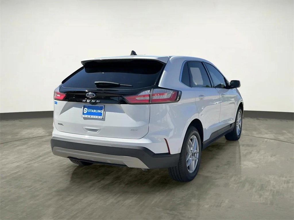 Certified 2024 Ford Edge SEL image 9