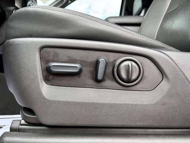 Used 2022 Chevrolet Silverado 2500 LTZ w/ Z71 Off-Road Package image 12